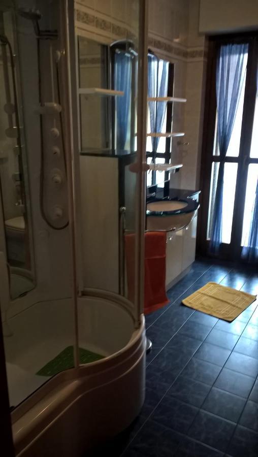 Apartamento La Casa Dei Dalmass Vernante Exterior foto